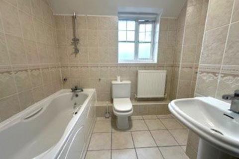 2 bedroom flat to rent, Clarinet Court, Symphony Close HA8