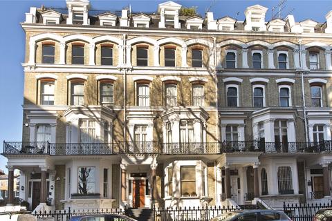 1 bedroom apartment to rent, Vicarage Gate, London W8