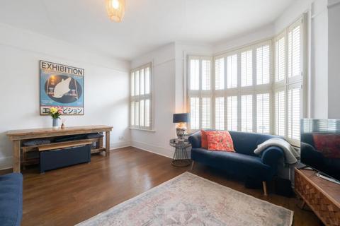 2 bedroom flat to rent, SHENLEY ROAD, SE5