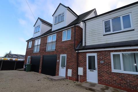 2 bedroom end of terrace house to rent, Derby Road, Loughborough, LE11