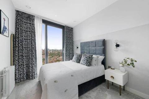 3 bedroom penthouse for sale, London City Island, Canary Wharf, London, E14