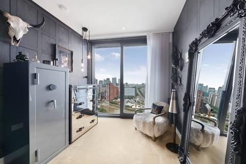 3 bedroom penthouse for sale, London City Island, Canary Wharf, London, E14