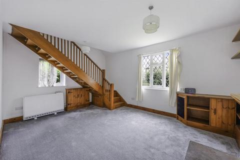 2 bedroom cottage to rent, Tot Hill, Headley, Surrey