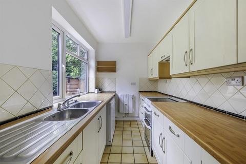 2 bedroom cottage to rent, Tot Hill, Headley, Surrey