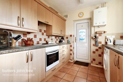 2 bedroom bungalow for sale, Heather Glade, Crewe