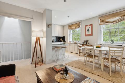 2 bedroom flat for sale, Holland Park Avenue, London, W11