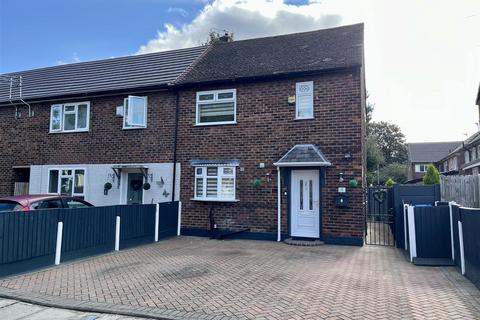 3 bedroom semi-detached house for sale, Swalecliff Avenue, Manchester