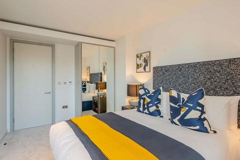 2 bedroom flat to rent, Garrett Mansions W2