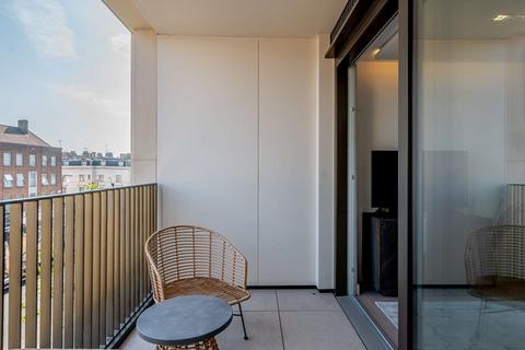 2 bedroom flat to rent, Garrett Mansions W2
