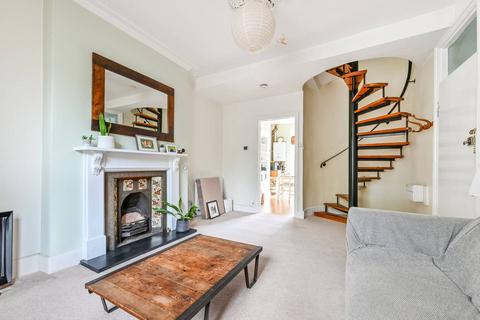 2 bedroom maisonette to rent, Barnsbury Road, Barnsbury, London, N1