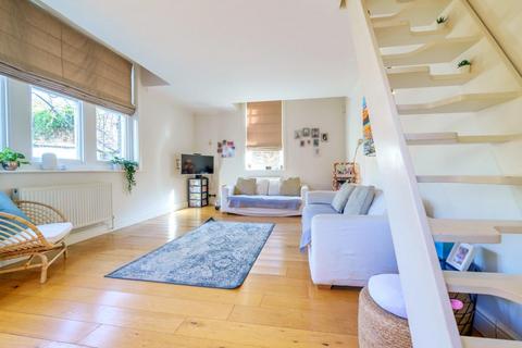 1 bedroom flat for sale, Swaffield Road, Earlsfield