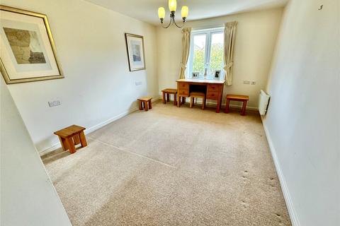 1 bedroom apartment for sale, Avenue Road, Lymington, Hampshire, SO41