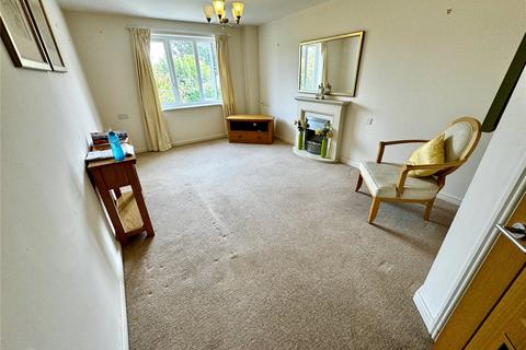 1 bedroom apartment for sale, Avenue Road, Lymington, Hampshire, SO41