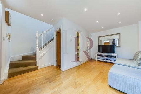 1 bedroom house to rent, Doves Yard, Barnsbury, N1