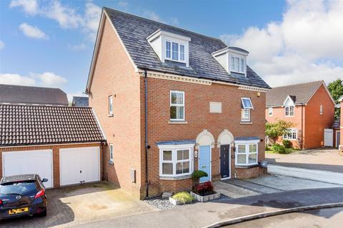 3 bedroom townhouse for sale, Forum Way, Chartfields, Ashford, Kent