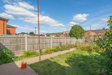 3 bedroom semi-detached house for sale, Chamberlayne Road, Hampshire SO50