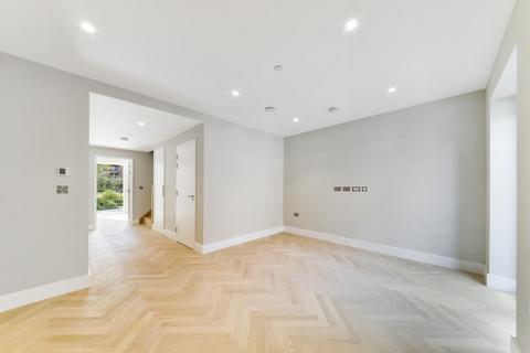 2 bedroom apartment for sale, Bloomsbury House, Millbrook Park, London, NW7