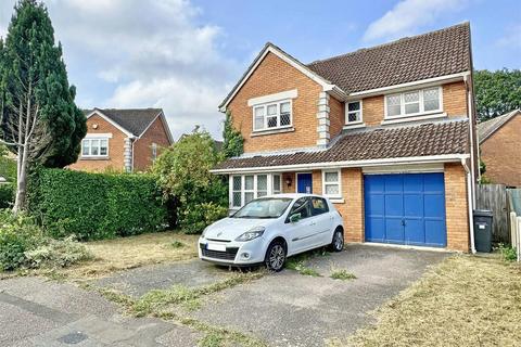 4 bedroom detached house for sale, Windermere Drive, Great Notley, White Court