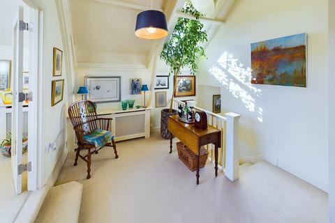 29a Causewayhead, Penzance, TR18 2SP