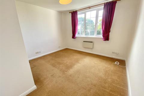 1 bedroom apartment to rent, St Saviour