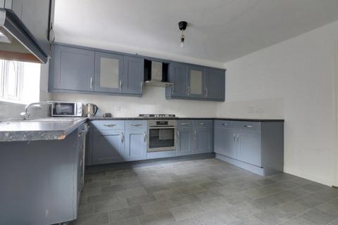 4 bedroom townhouse for sale, Bridon Way, Cleckheaton, West Yorkshire, BD19