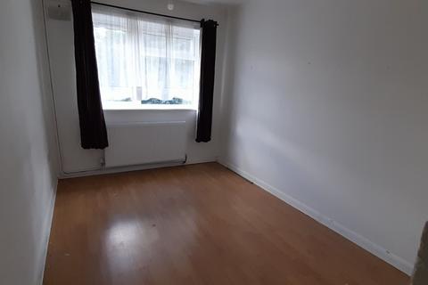 2 bedroom flat to rent, 18 Cameron Road, LONDON, CR0