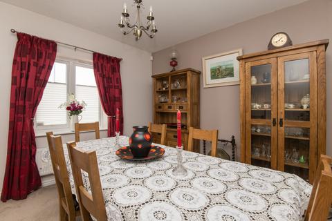 131 Admiral Way, Exeter, EX2 7GT