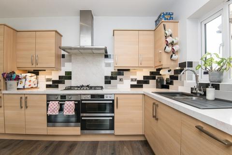 131 Admiral Way, Exeter, EX2 7GT