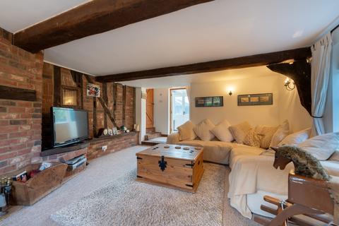 3 bedroom cottage for sale, Blacksmith Cottage Norwich Road, Ipswich IP6