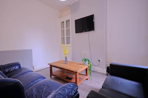 1 bedroom in a house share to rent, Jubilee Drive, Kensington Fields, Merseyside