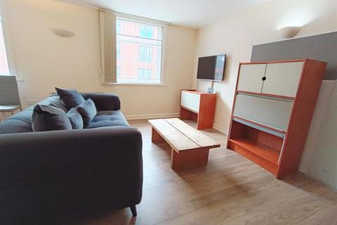 3 bedroom apartment to rent, Merchants House, Liverpool