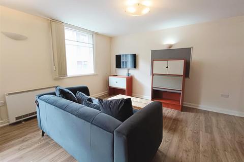 3 bedroom apartment to rent, Merchants House, Liverpool