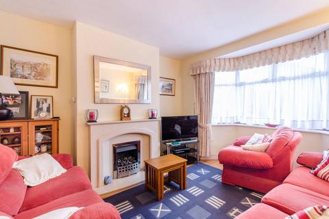 23 Meadow Way, Wembley, HA9 7LB