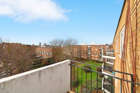 2 bedroom flat to rent, Gresley House, Vauxhall, London, SW8