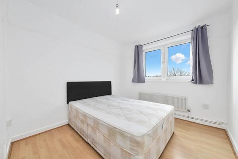 2 bedroom flat to rent, Gresley House, Vauxhall, London, SW8