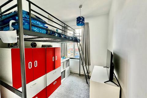 3 Awliscombe Road, Welling, DA16 3JT