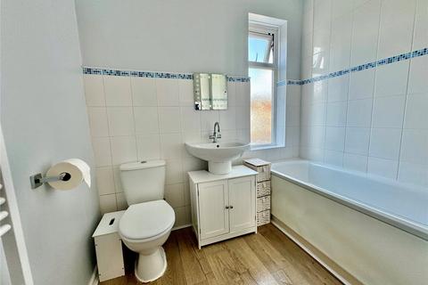 3 Awliscombe Road, Welling, DA16 3JT