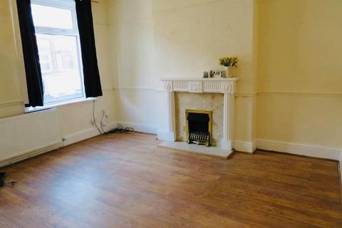 2 bedroom end of terrace house to rent, Louise Street, Rochdale, OL12 9RT