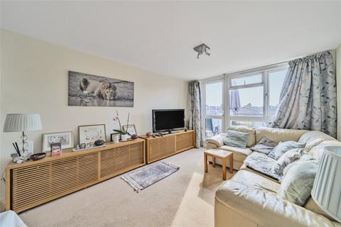 2 bedroom flat for sale, King Charles Road, Surbiton KT5