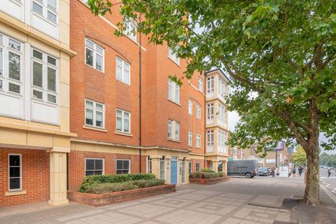 2 bedroom flat for sale, Hurley Court, North Finchley, London, N12