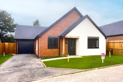 3 bedroom bungalow for sale, Shrewsbury Street, Prees, Whitchurch, Shropshire, SY13