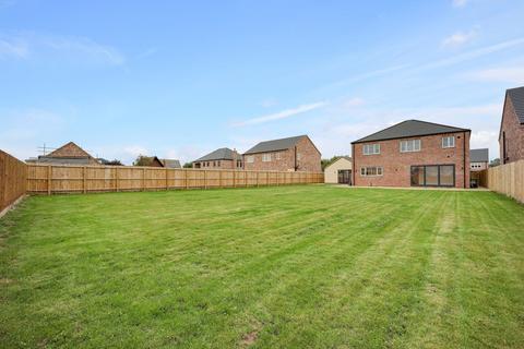 6 bedroom detached house for sale, Crews Close, Guyhirn, PE13