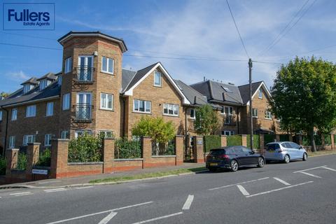 3 bedroom penthouse for sale, Green Dragon Lane, London N21