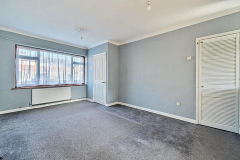5 Templecroft, Ashford, TW15 1TJ