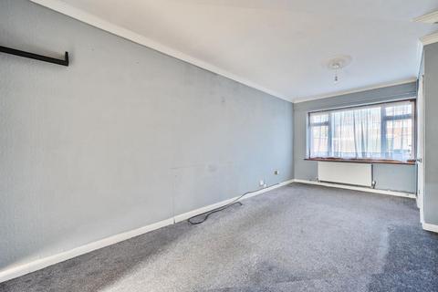 5 Templecroft, Ashford, TW15 1TJ