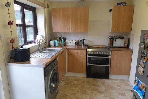 2 bedroom terraced house for sale, Weavers Close, TA18 8EN