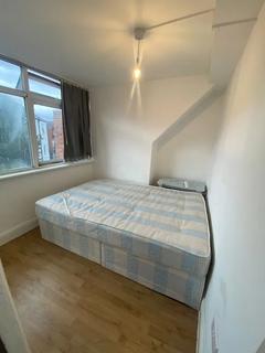 1 bedroom flat to rent, Park Avenue, Willesden Green