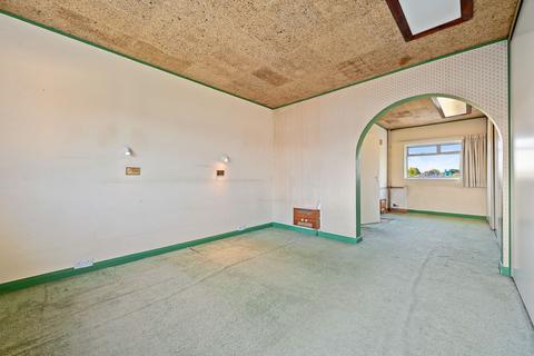 11 Lynton Terrace, London, W3 9DU