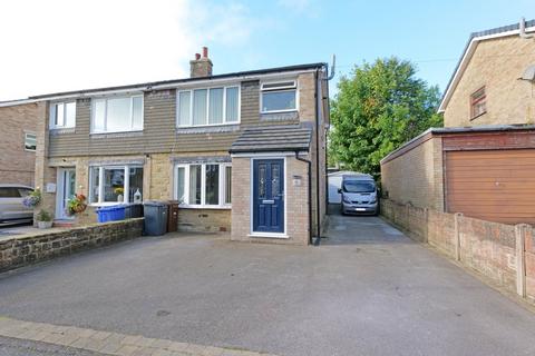 3 bedroom semi-detached house for sale, Chestnut Drive, Barnoldswick, BB18