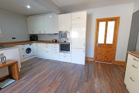 6 Chestnut Drive, Barnoldswick, BB18 5QY